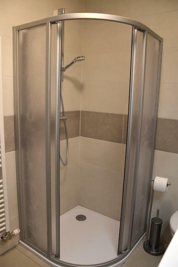 Ferienwohnung Elemir Bešeňová Exterior foto